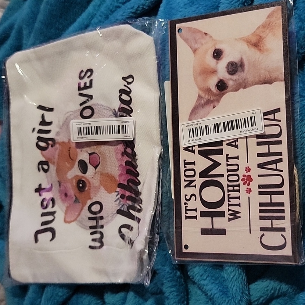 Chihuaha Dog Bundle of 2 Items Sign & Makeup Cosmetic Bag NEW in Sealed Packages
